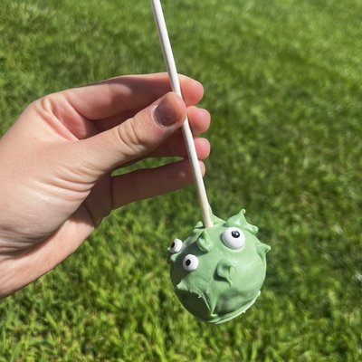 Green Eyeball Monster Cake Pop