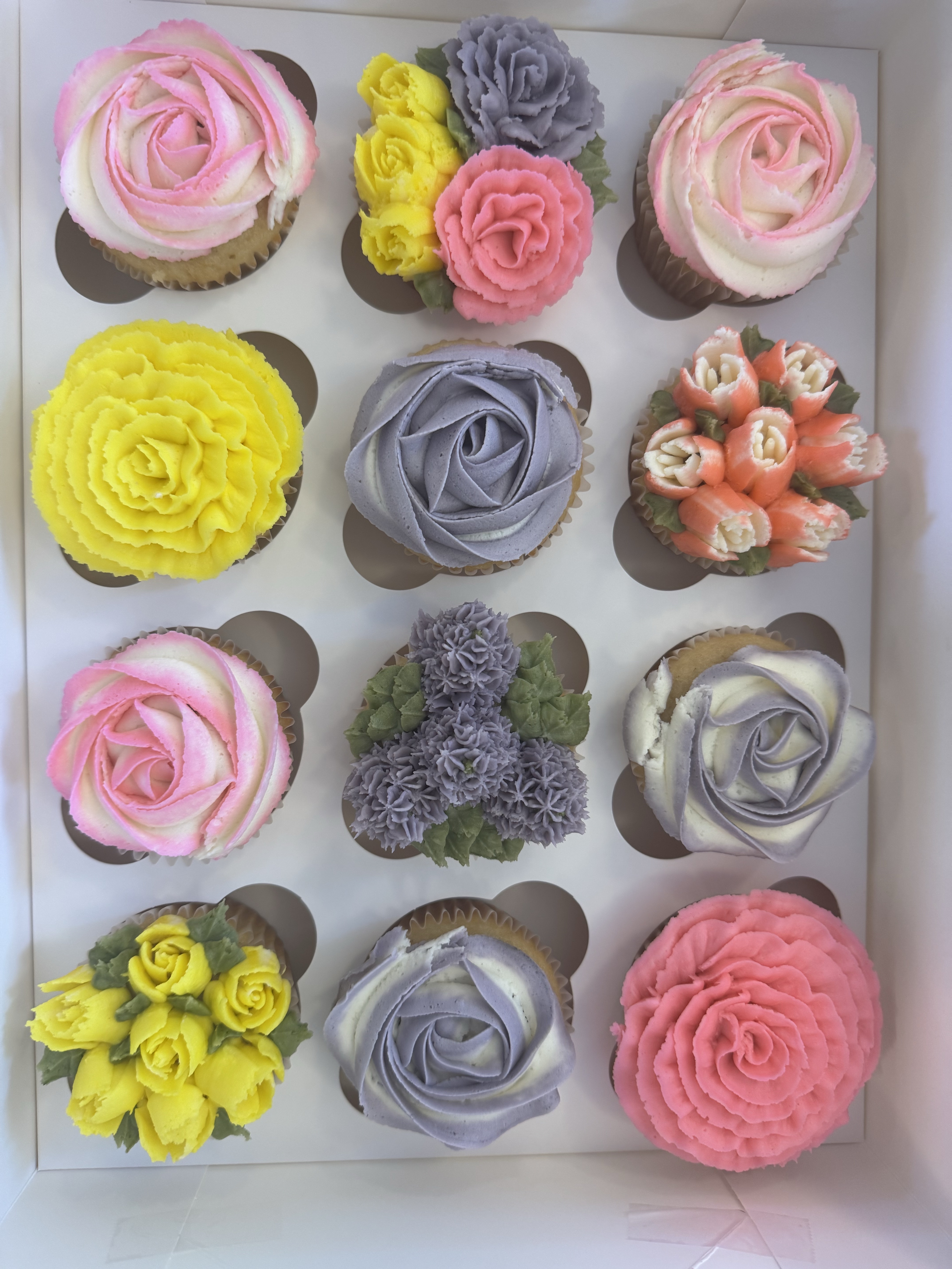 Boxed Floral Dozen