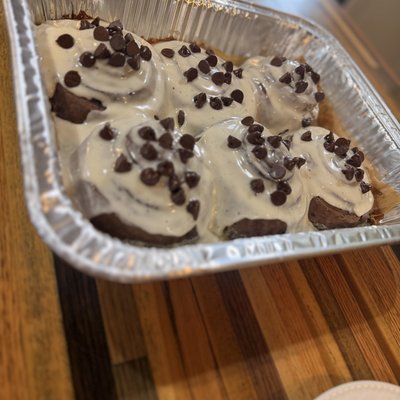 1/2 Dozen Chocolate Rolls🤎