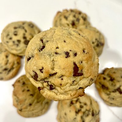 Jumbo Chocolate Chip Cookies 