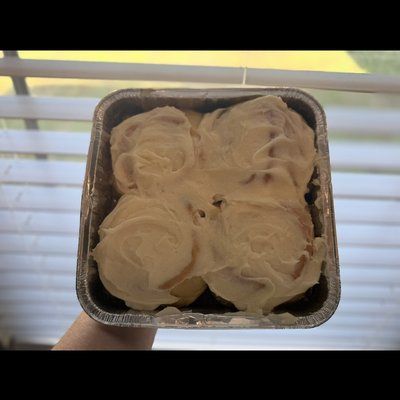 6 Ct Jumbo Cinnamon Rolls W Cream Cheese Icing 
