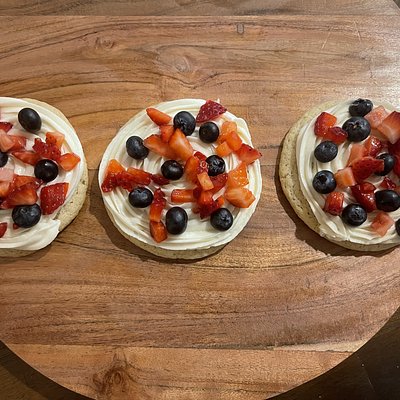 Fruit Pizza Sugar Cookies 