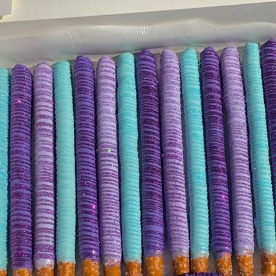 Pretzel Rods