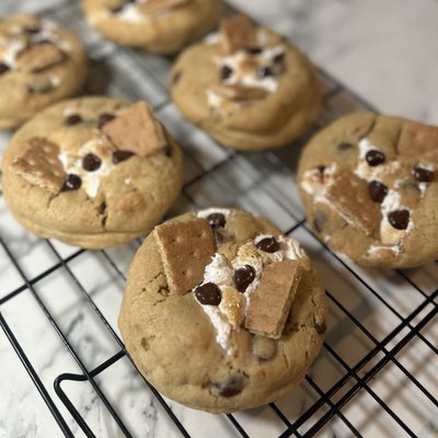 Gourmet Stuffed Cookie Box-6 pack 
