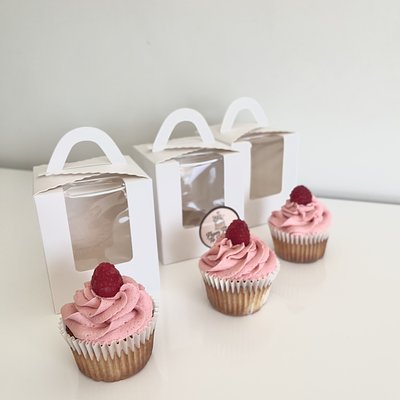 Cream Chantilly Cupcake (1 pc)