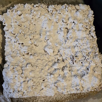 Crumb Cake - 8"x8"