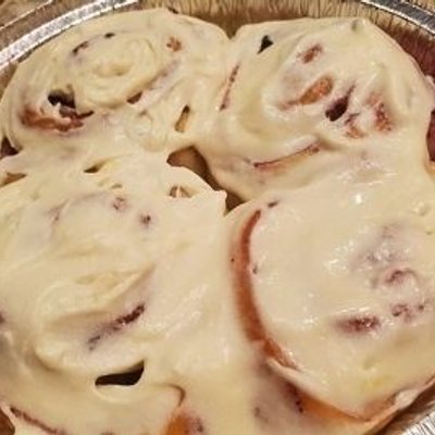 Sourdough Cinnamon Rolls W/Pecans (8)