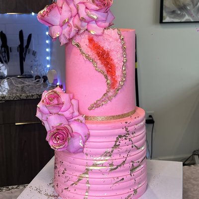 Two Tiered Cake(Serves 55-65)