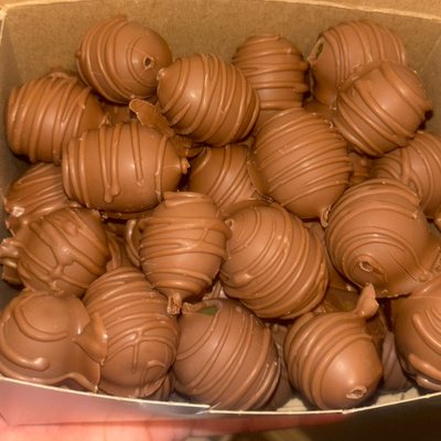 Chocolate Covered Grapes 