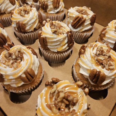 Salted Butter Pecan Caramel Cupcakes 