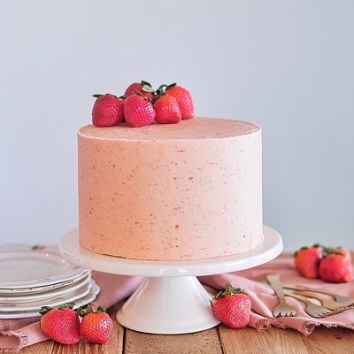 Strawberry Shortcake Cake 16 Servings 