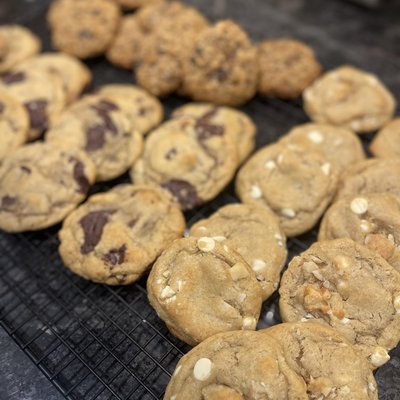 12 White Chocolate & Macadamia Nut Sourdough Cookies (See Description For Additional Options/pricing)  