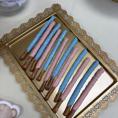 Dipped Pretzel Rods
