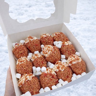 Strawberry Crunch Stuffed Berries