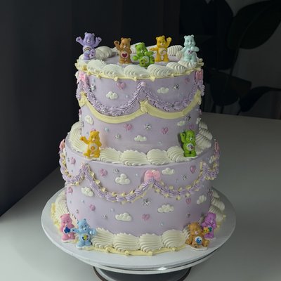 Bigger Two Tier Cake 