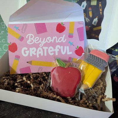 Card With Matching Cookies And Key Chain 