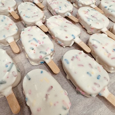 Grab-n-Go (1 Dozen)