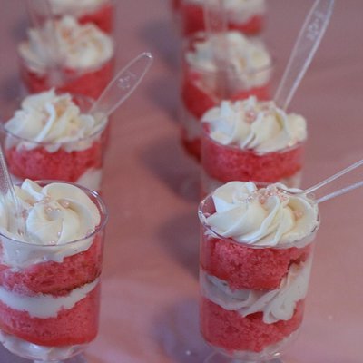 Push Pop Cakes