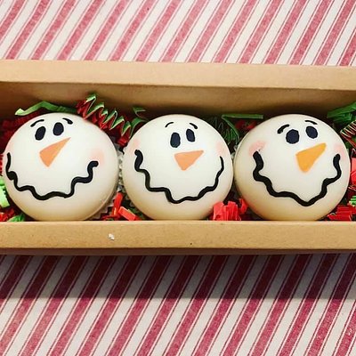 3 Snowmen Hot Chocolate Bombs