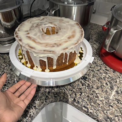 Honeybun Cake