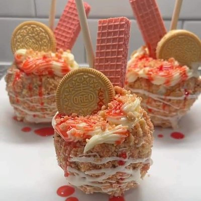 Gourmet Cheesecake Stuffed Apples 