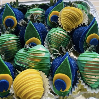THEMED BERRIES