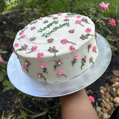 8’ Round Cake 
