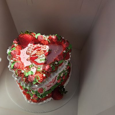 10in Heart Cake Filled With Image