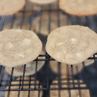 White Chocolate  Macadamia  Nuts 