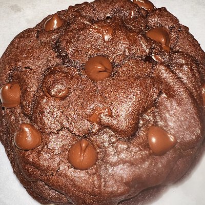 6 Oz. After Midnight (Cayenne Infused Dark Chocolate With Dark Chocolate Chips) 