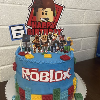 Roblox Cake