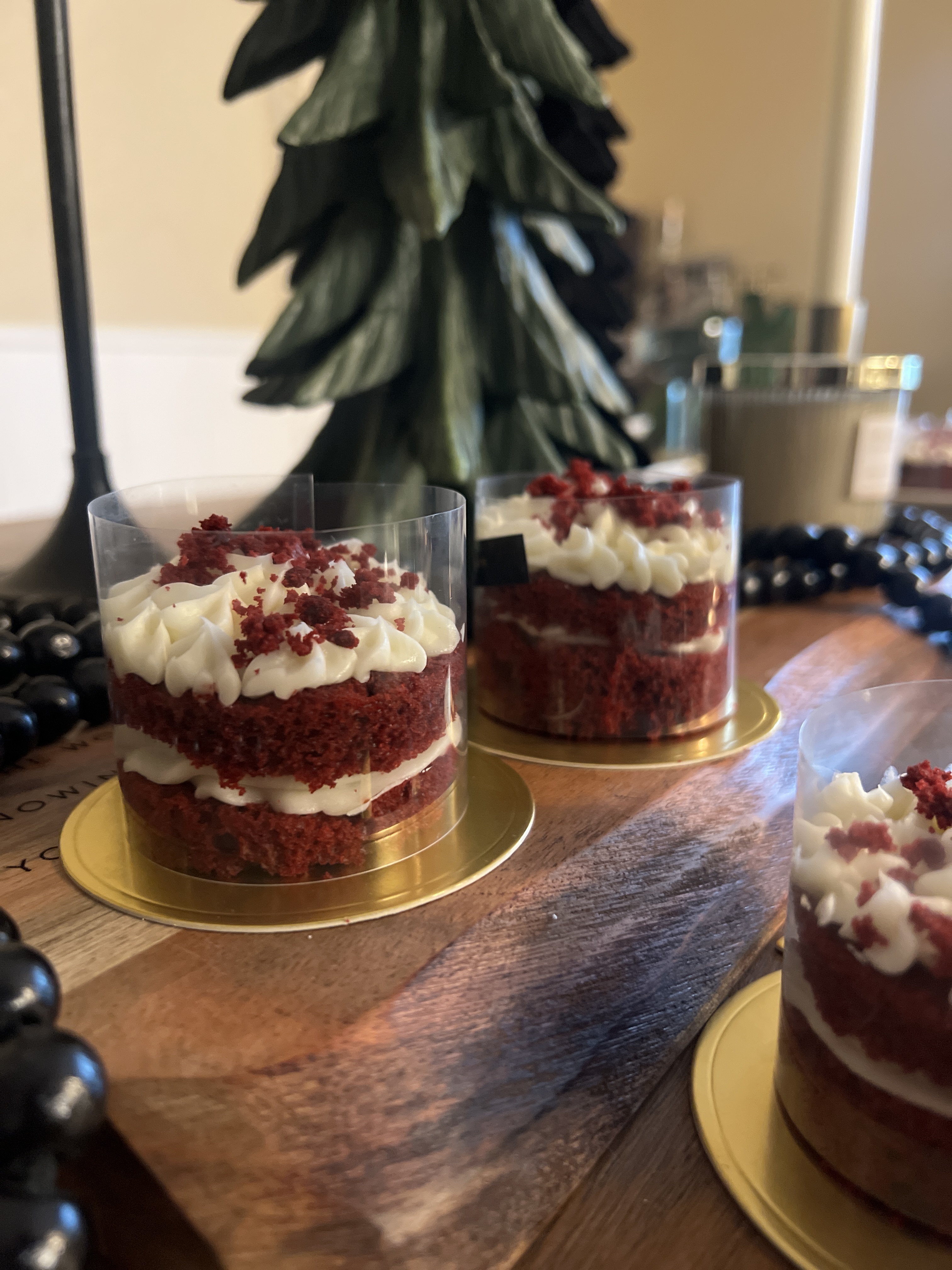 Red Velvet Mini Cakes 