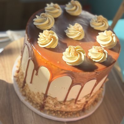 Caramel Crunch Cake (price determined on size & decor)