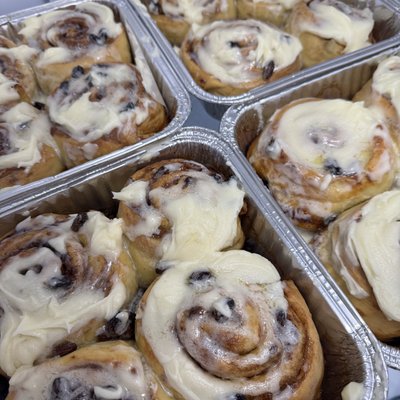  Brown Butter Old Fashioned Raisin Cinnamon Rolls 