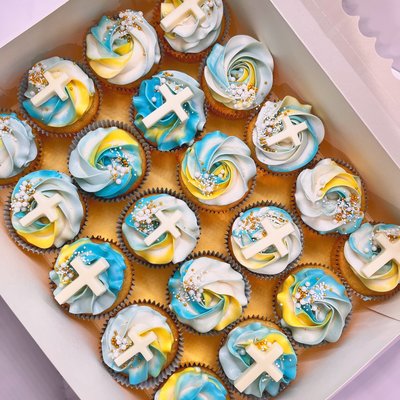 Two Dozen Cupcakes 