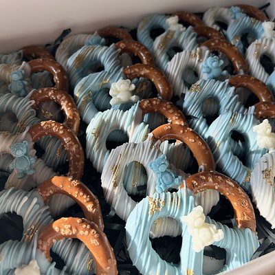 Pretzels Twists