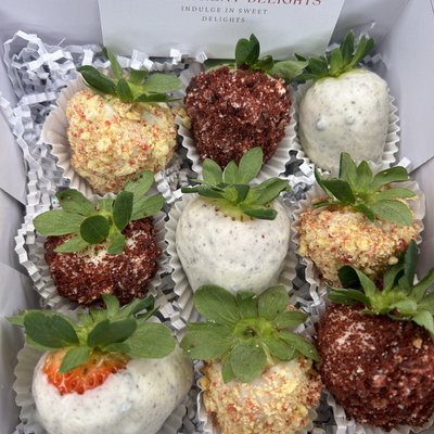 Strawberry Covered (9 for $28.50)