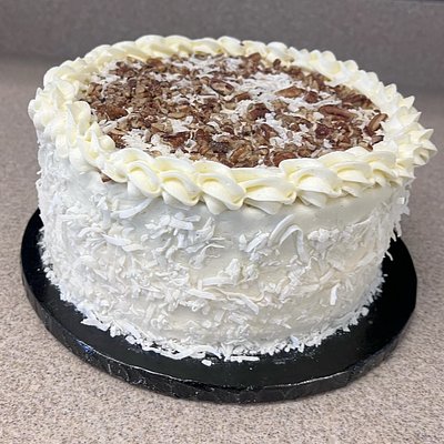Deluxe Carrot Cake