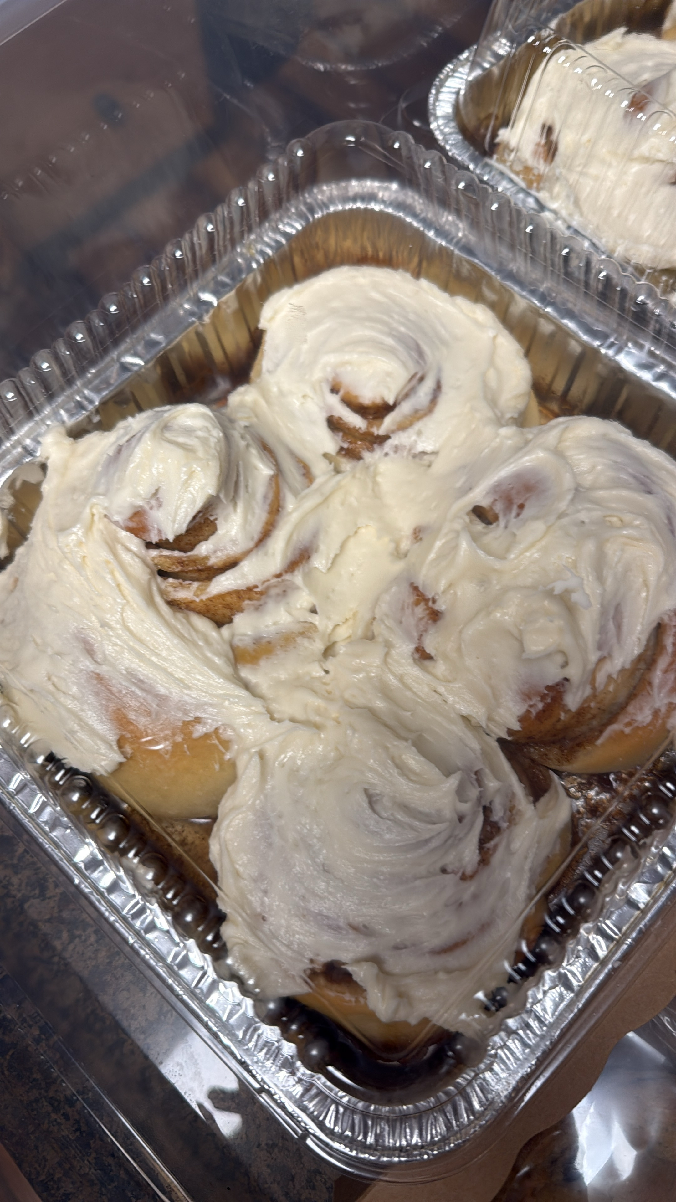 Cinnamon Rolls (4-pack)