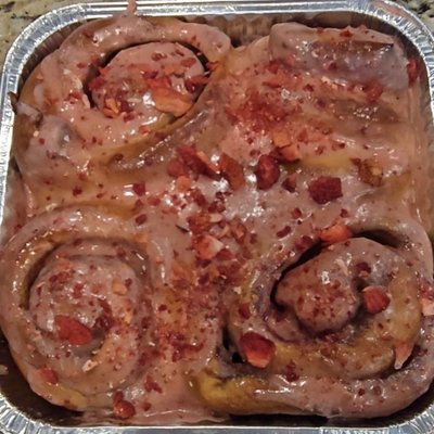 6 Count - Strawberry Swirl Cinnamon Rolls 