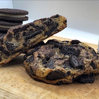 Half Pound Cookie - Oreo