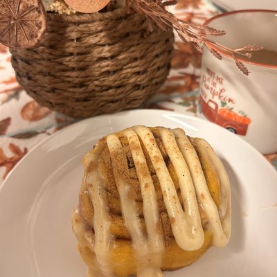 4pk Sourdough Pumpkin Cinnamon Rols