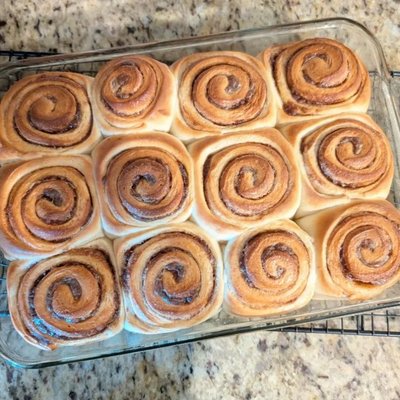 Cinnamon Rolls 