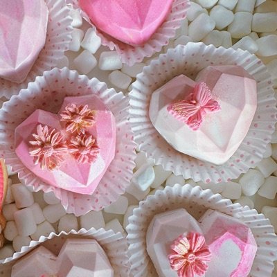 Heart Cocoa Bombs (1/2 Dozen)
