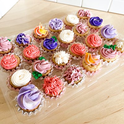 Mini Cookie Cupcakes 