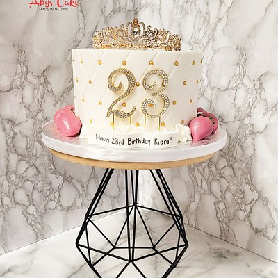 Lady Cake #2