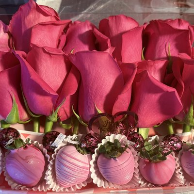 Flower And Strawberry Combo 