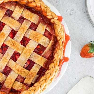 Strawberry Rhubarb Pie