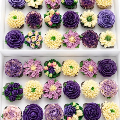 Flower Cupcakes in Box