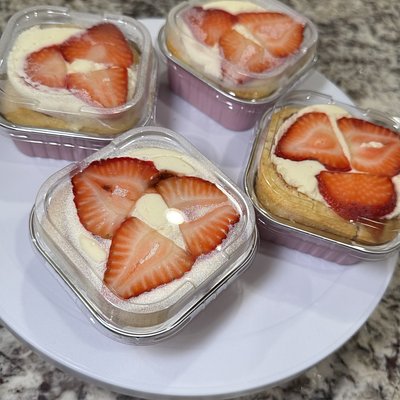Strawberry Shortcake Cups